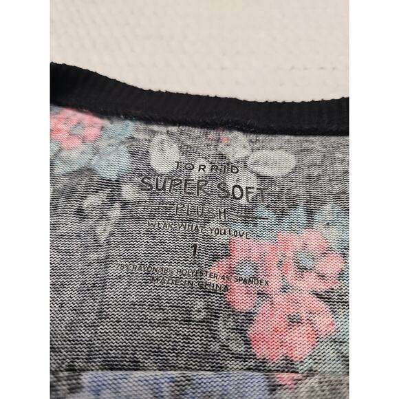 Torrid Dress Womens 1 Super Soft Knits Floral Print Pockets Plush - Picture 4 of 6